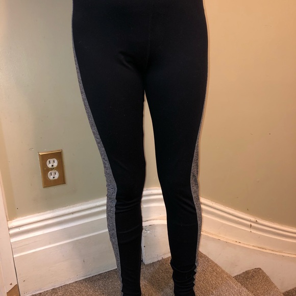 Black Yoga Pants / Running Leggings - Picture 1 of 2